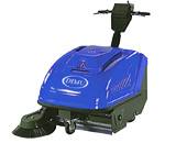 Kehrsaug-/-scheuermaschinen